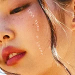 中国区销量破10万！Jennie自导自演新歌屠榜