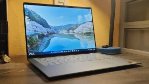 比MacBook Air更薄,续航近24小时的HP轻薄本实测 比MacBook Air更薄,续航近24小时的HP轻薄本实测