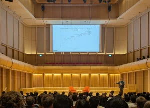 AI挖洞快过打补丁：微软单月修600个漏洞破纪录
