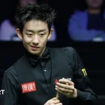 三杆破百!吴宜泽6-2斯佳辉,今晚再战墨菲