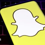 Snapchat 断流纯 AI 视频，四大平台两周内集体出手