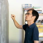 AI 十题解出七道，陶哲轩给数学界划下年底期限