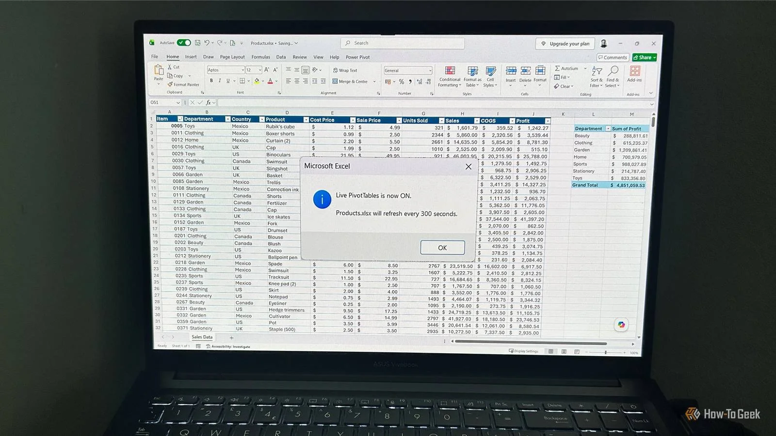 等了一年没等来,他自己给 Excel 加了这功能
