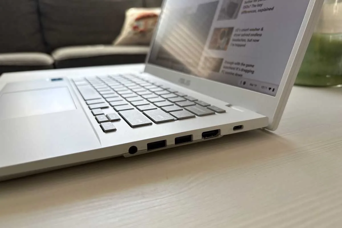 想买便宜又省心的笔记本?2026 年三款 Chromebook 这样挑