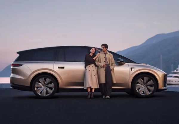 图片来源:晚点Auto 理想汽车自研芯片业务(图片来源:晚点Auto)